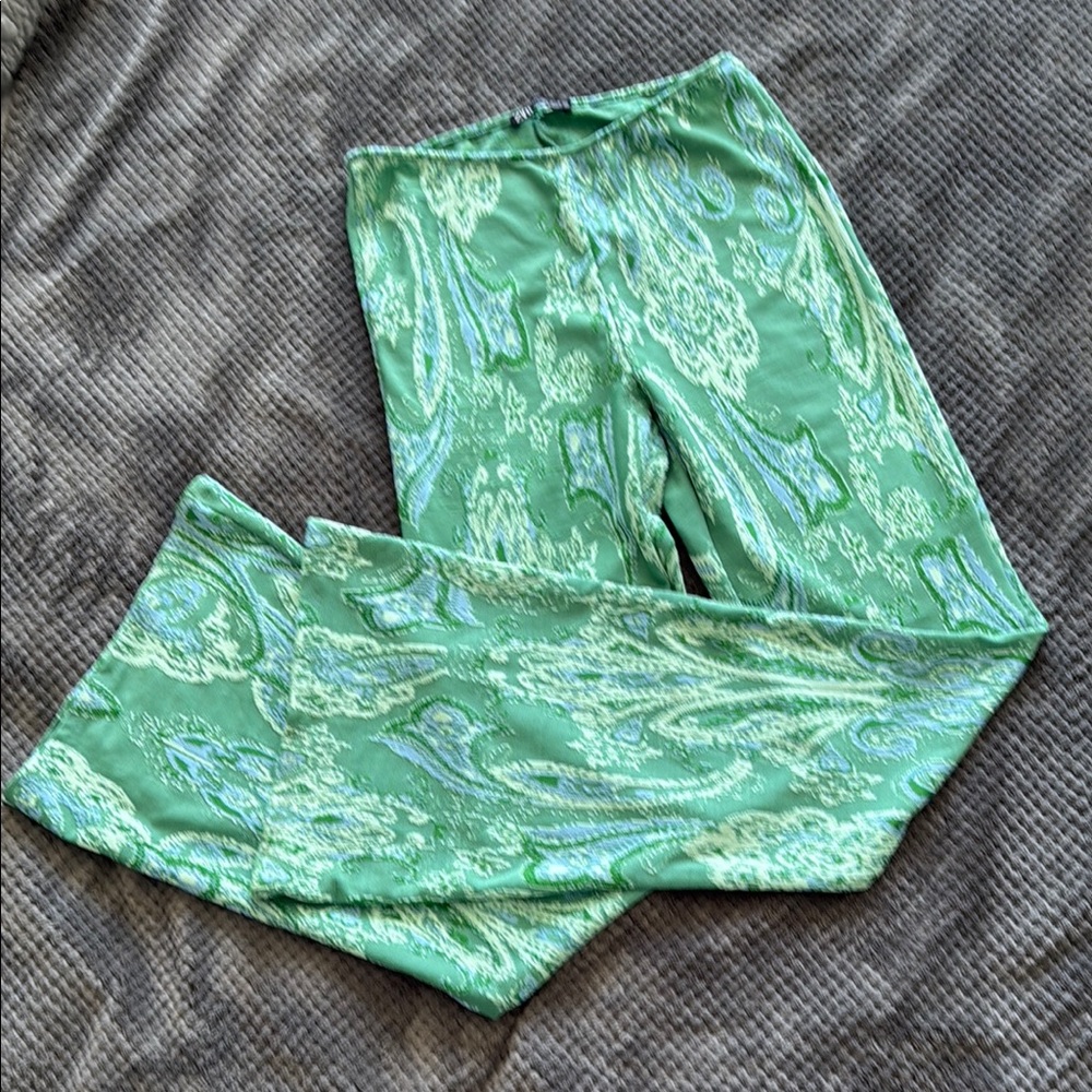 Green Paisley Patterned Pants